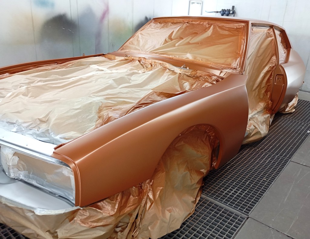 Citroen sm restauration carrosserie et peinture chez road race garage ile de france 77